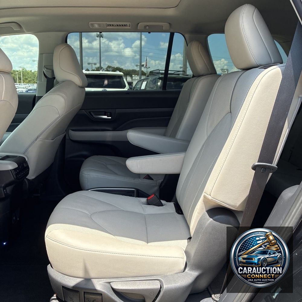 2024 Toyota Grand Highlander Platinum