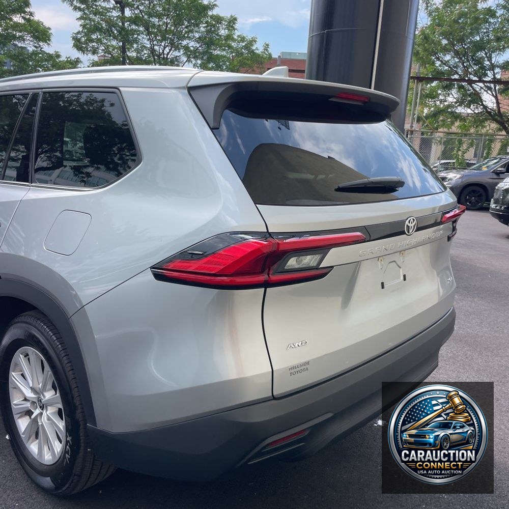 2024 Toyota Grand Highlander XLE