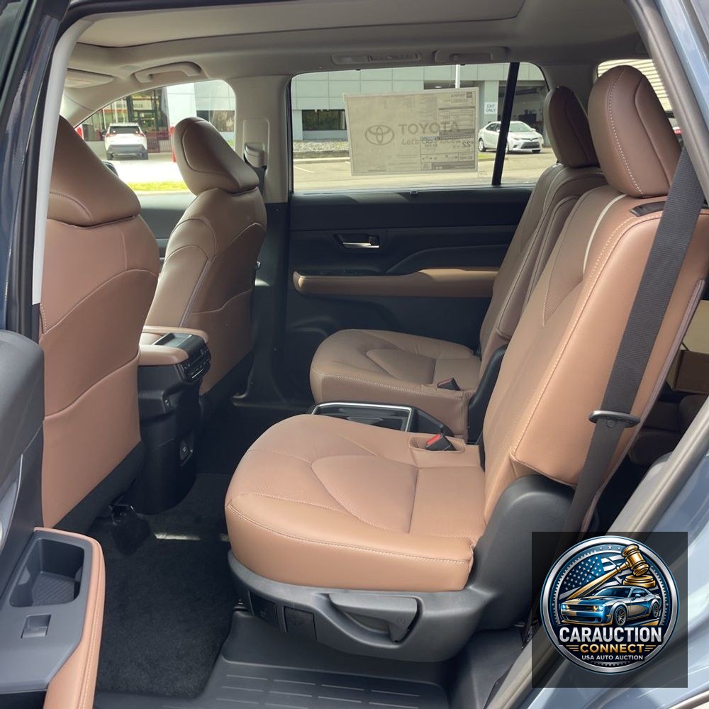 2025 Toyota Grand Highlander Platinum