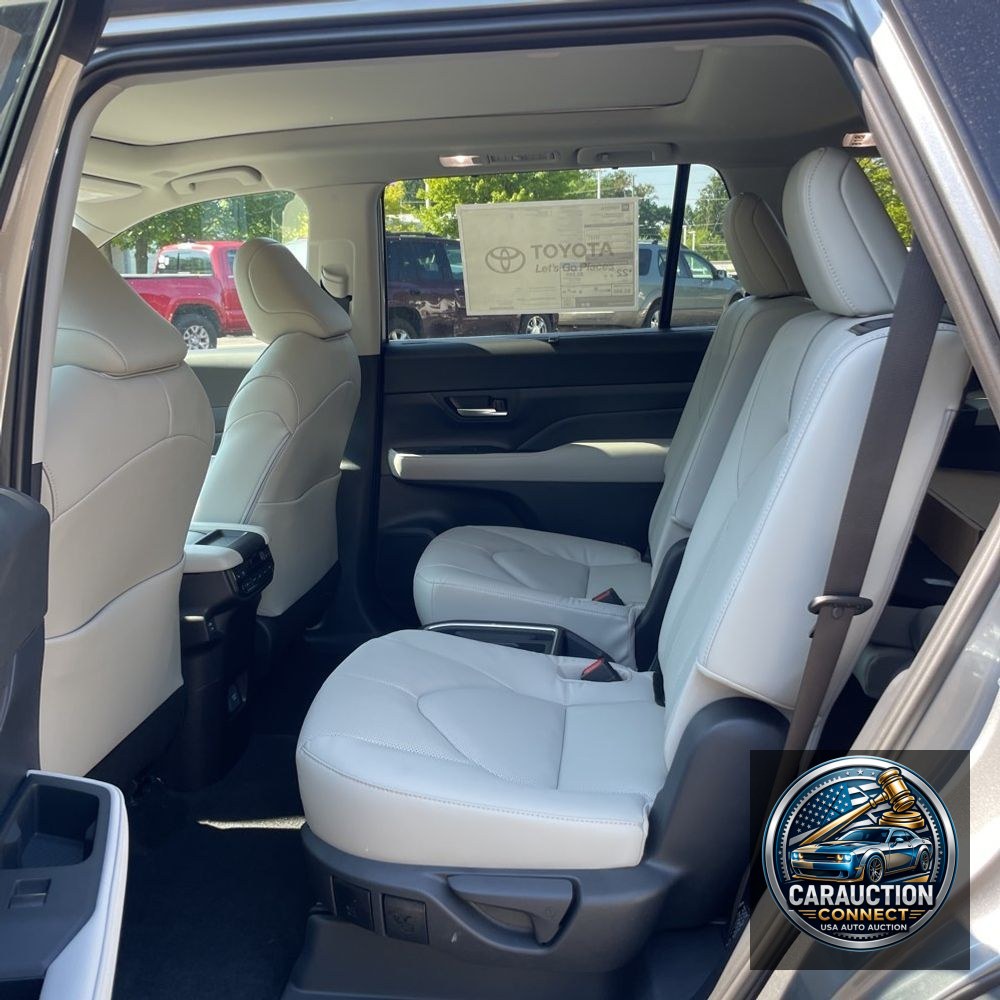 2025 Toyota Grand Highlander Platinum