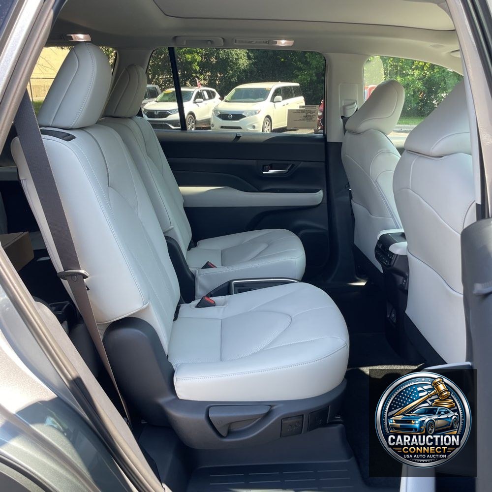 2025 Toyota Grand Highlander Platinum
