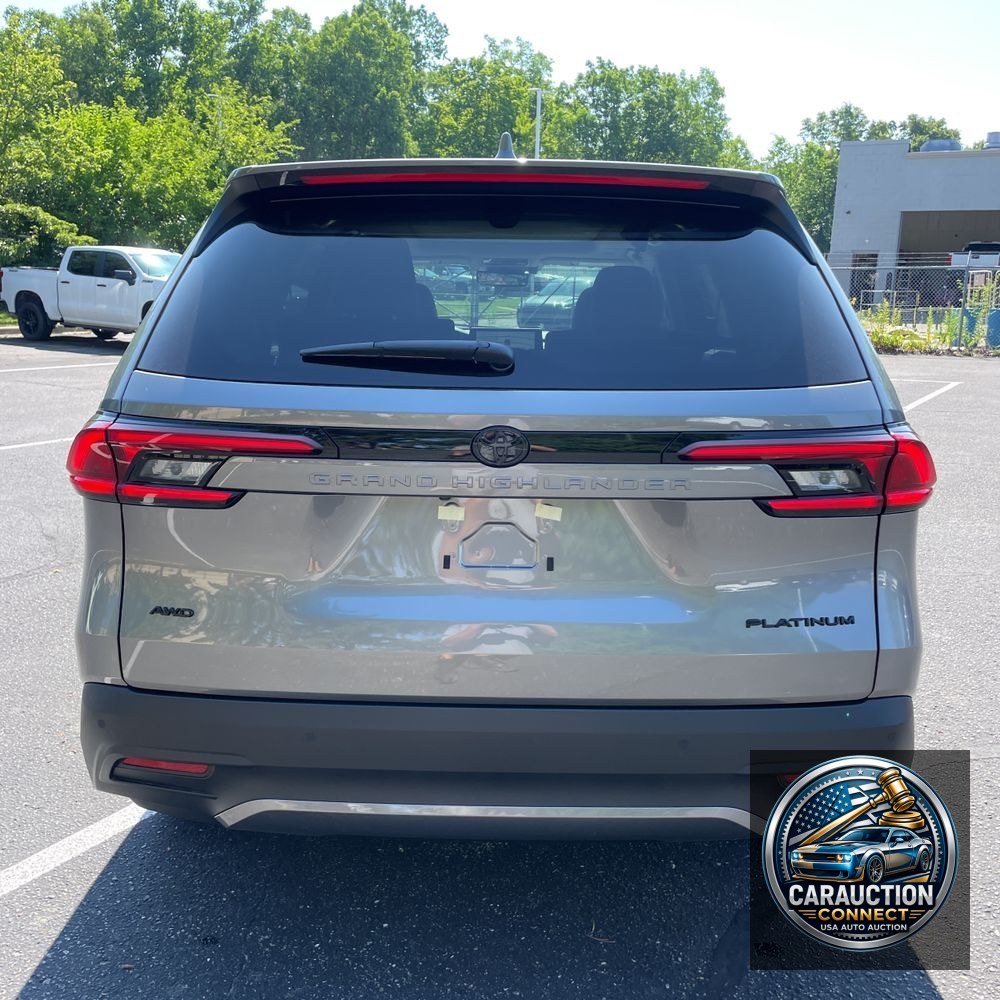 2025 Toyota Grand Highlander Platinum