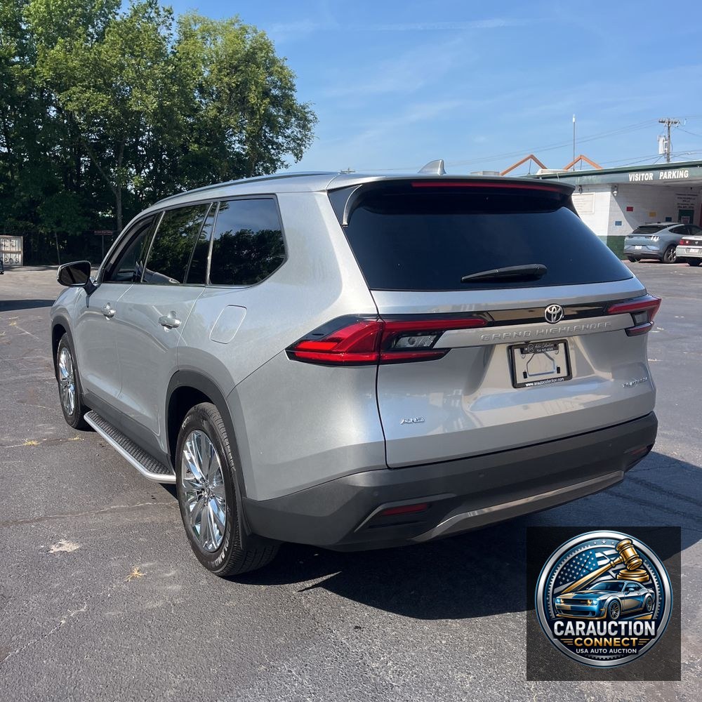 2024 Toyota Grand Highlander Platinum