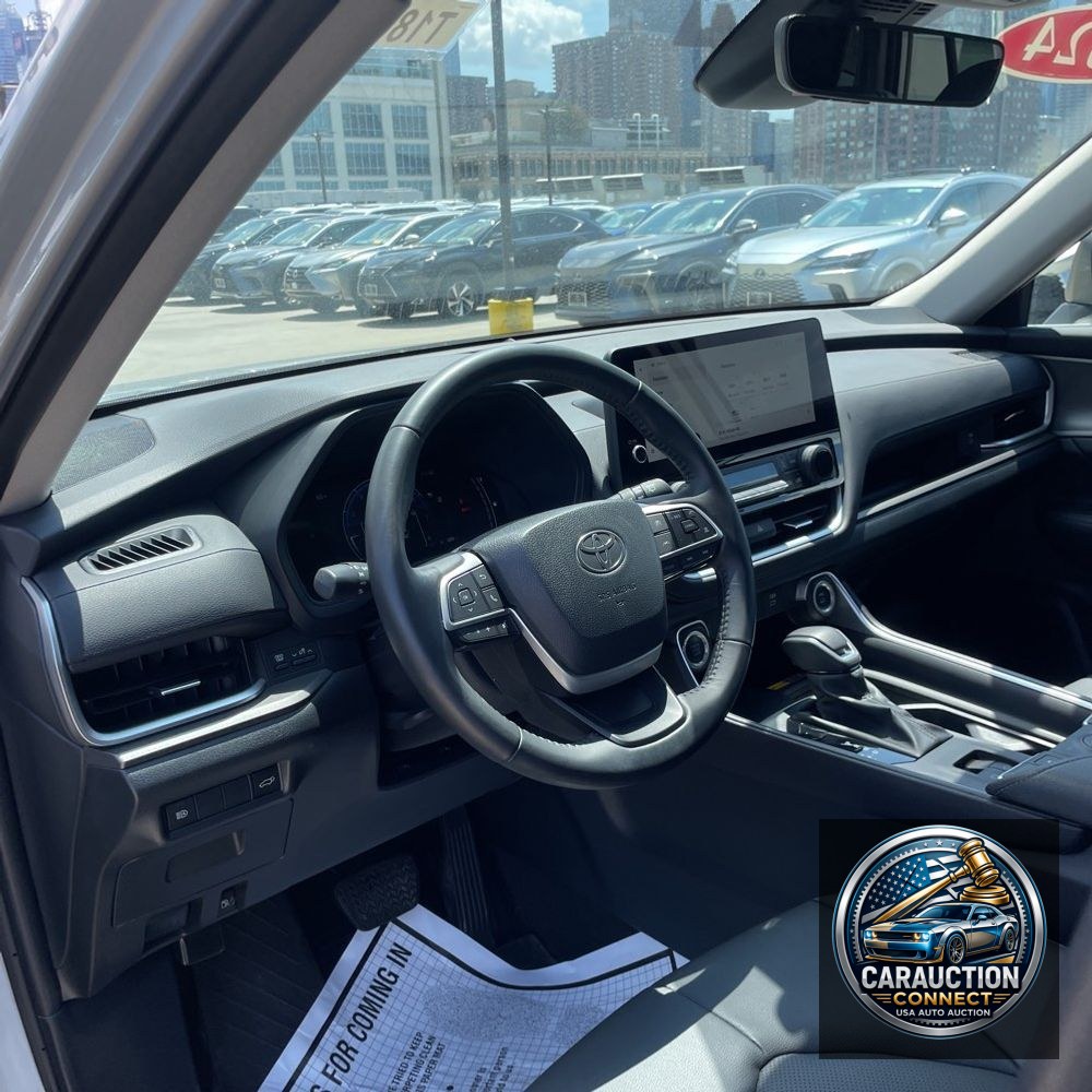 2024 Toyota Grand Highlander XLE