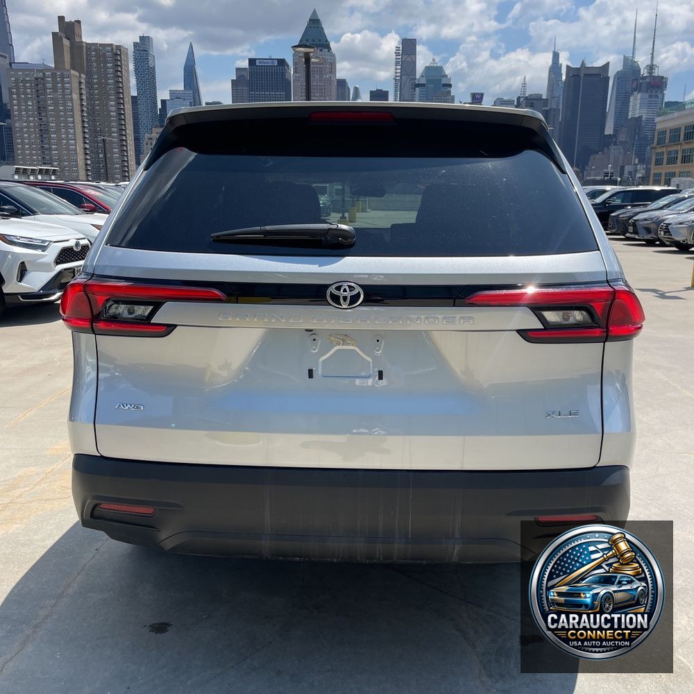 2024 Toyota Grand Highlander XLE