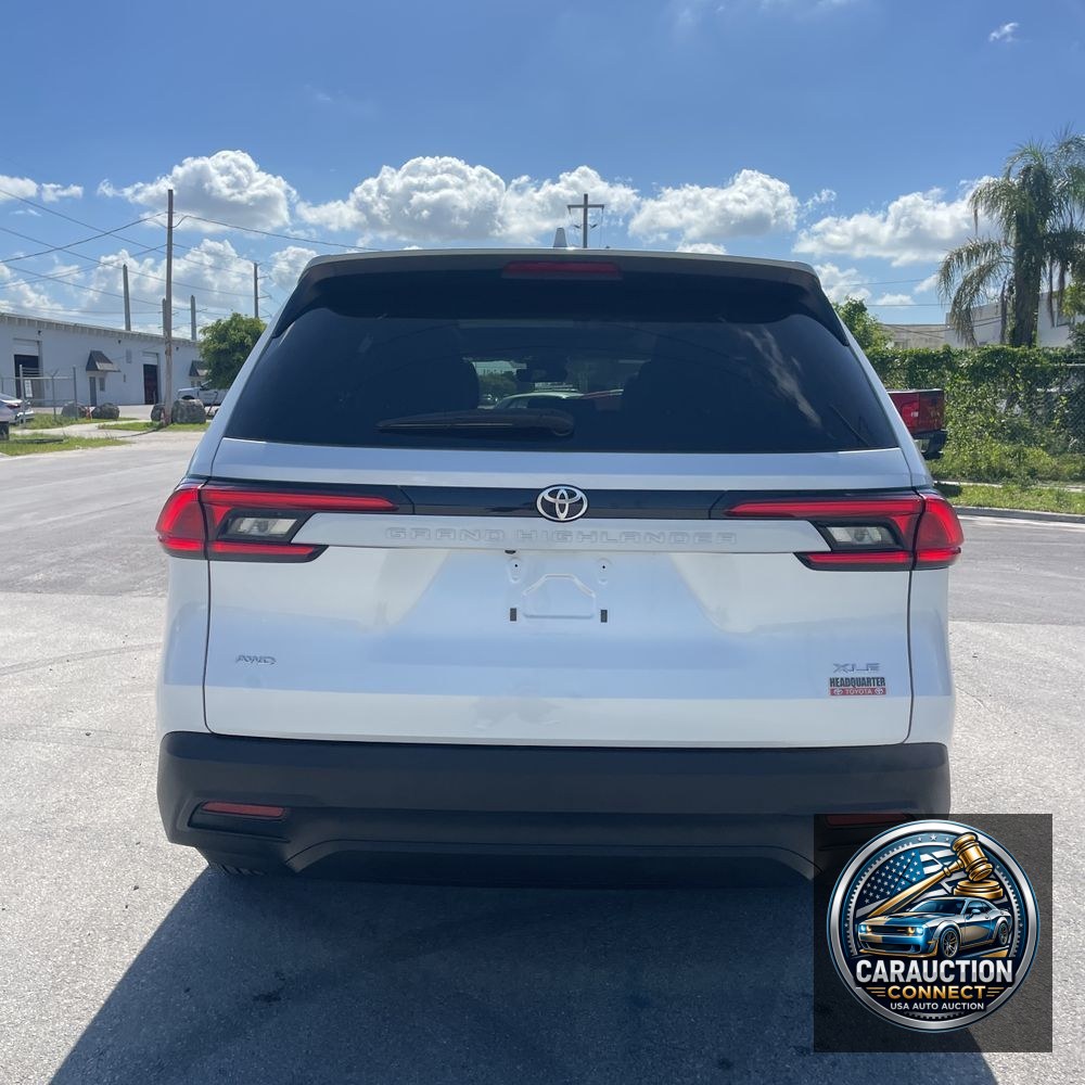 2024 Toyota Grand Highlander XLE