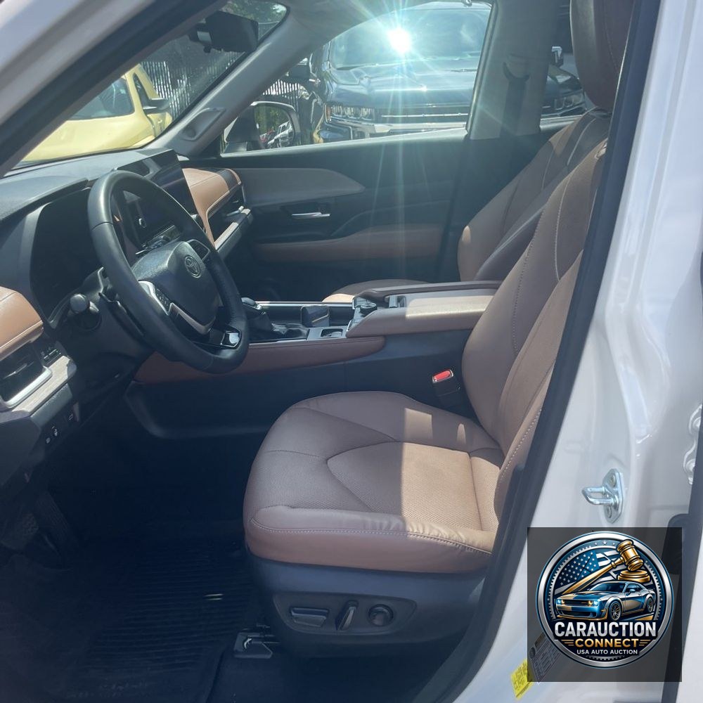 2024 Toyota Grand Highlander Platinum