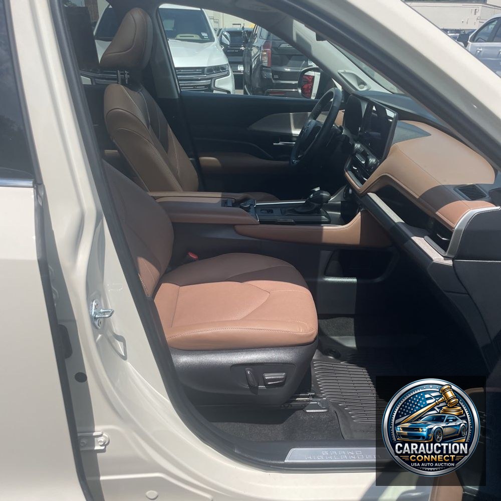 2024 Toyota Grand Highlander Platinum