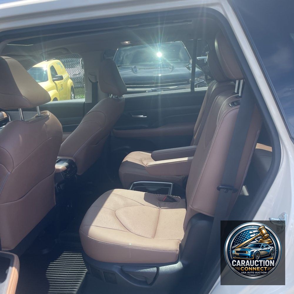 2024 Toyota Grand Highlander Platinum