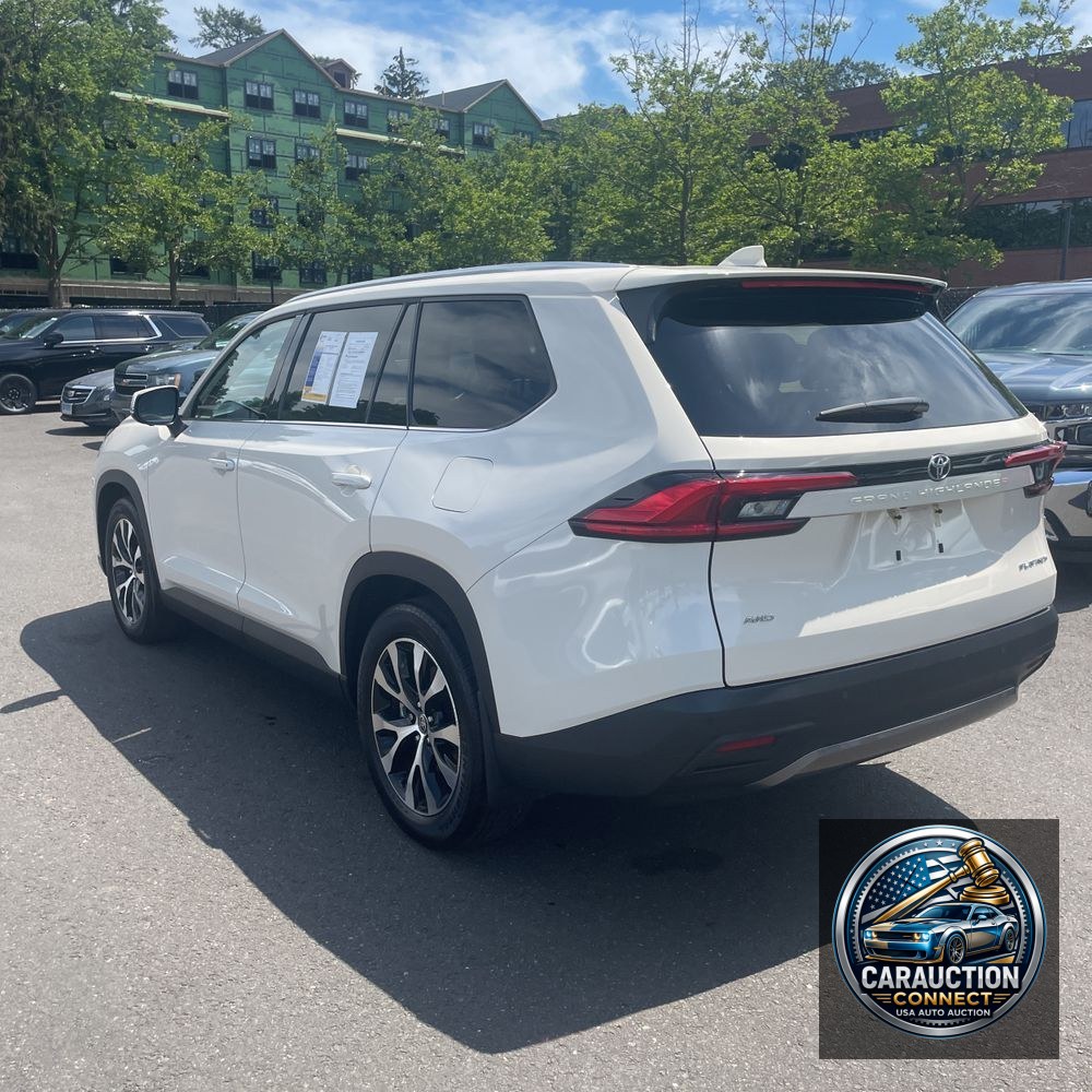 2024 Toyota Grand Highlander Platinum