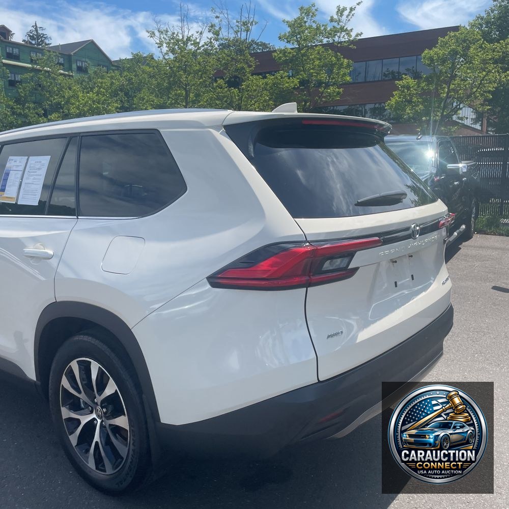 2024 Toyota Grand Highlander Platinum