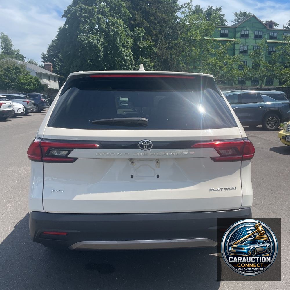 2024 Toyota Grand Highlander Platinum
