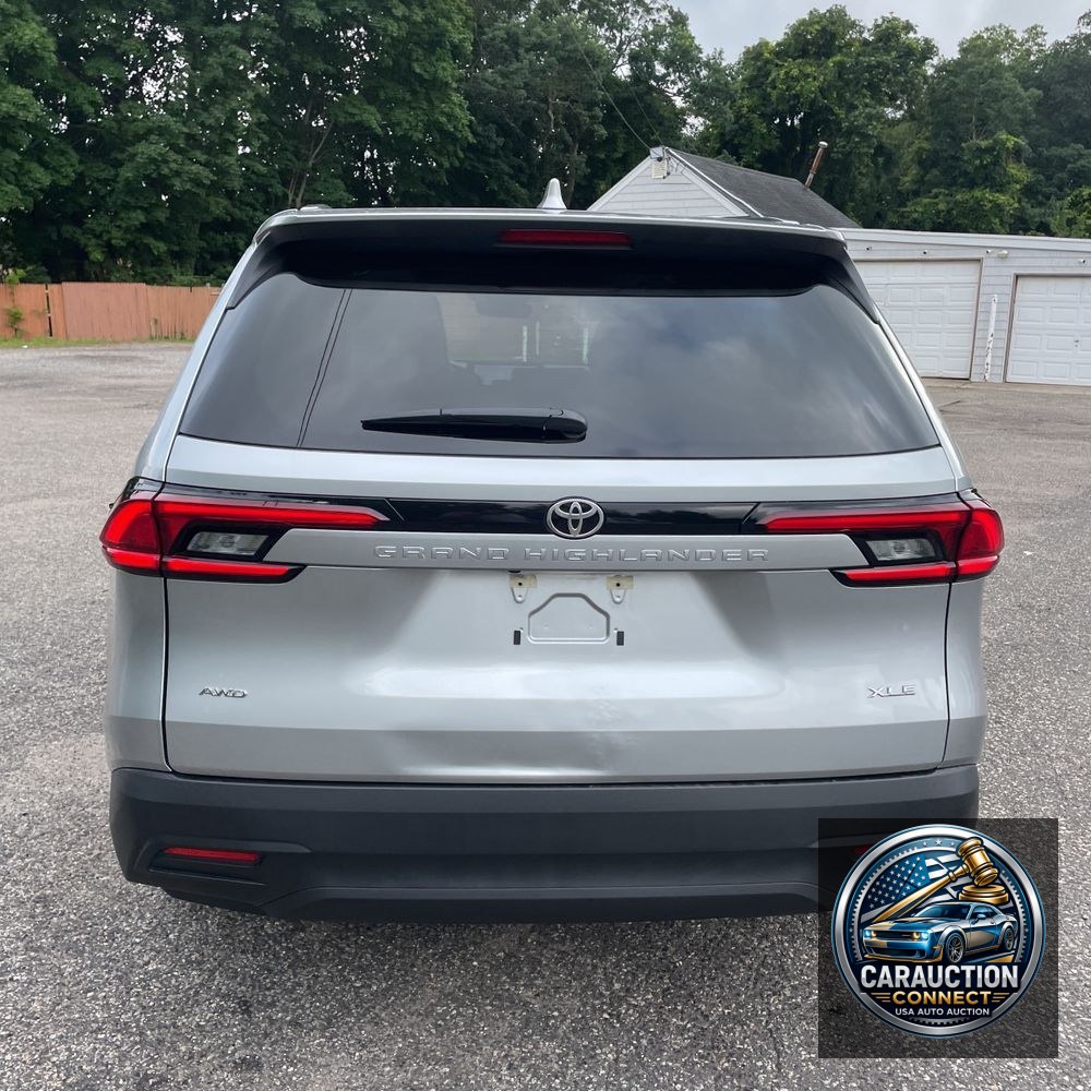 2025 Toyota Grand Highlander XLE
