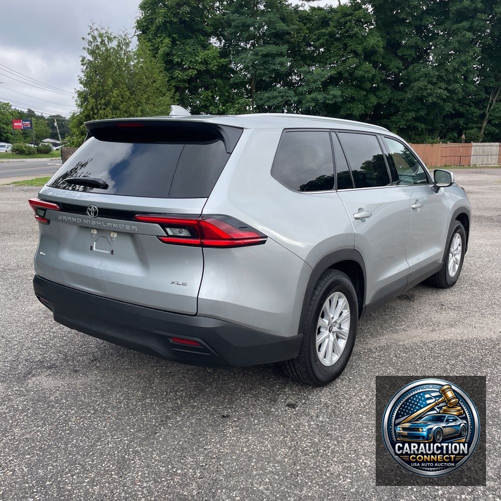 2025 Toyota Grand Highlander XLE