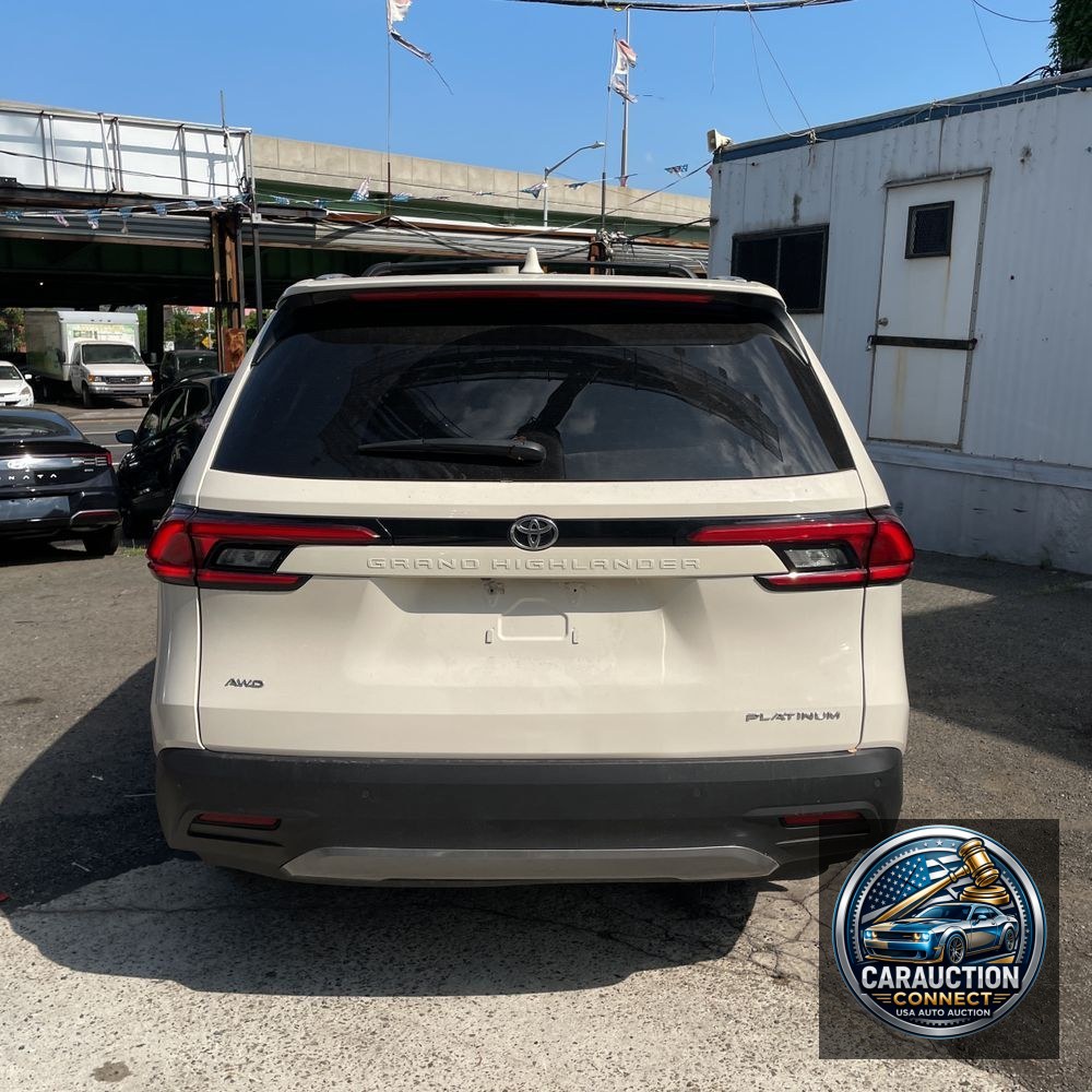 2024 Toyota Grand Highlander Platinum