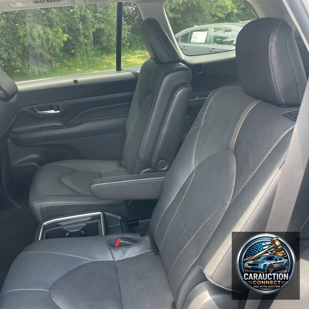 2024 Toyota Grand Highlander Platinum