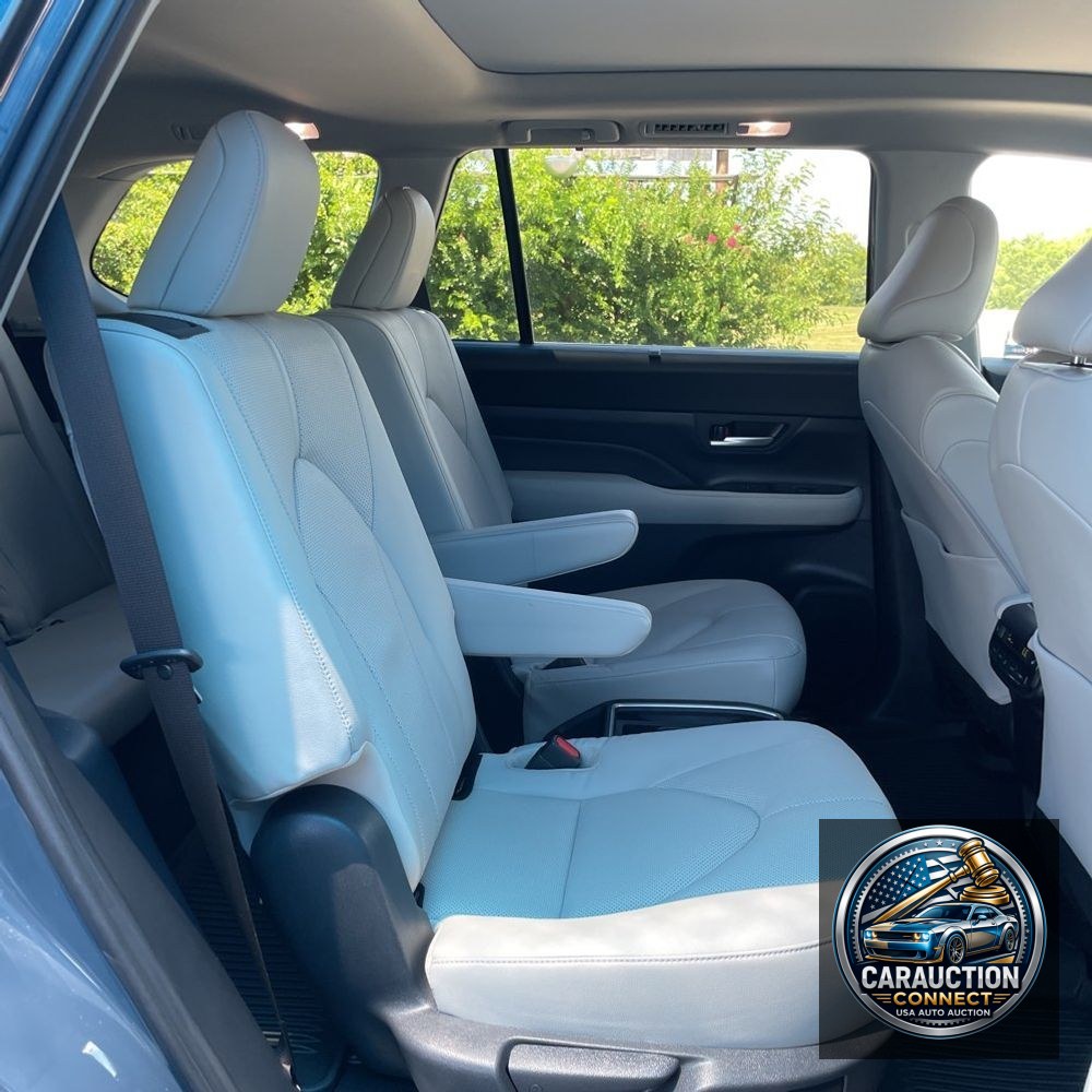 2024 Toyota Grand Highlander Limited 4D SUV AWD