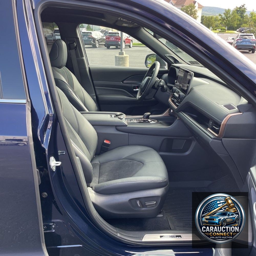 2024 Toyota Grand Highlander Hybrid MAX Platinum