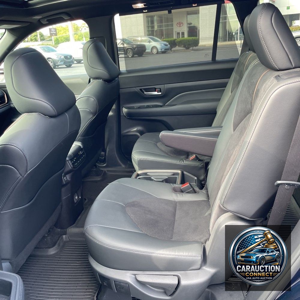 2024 Toyota Grand Highlander Hybrid MAX Platinum