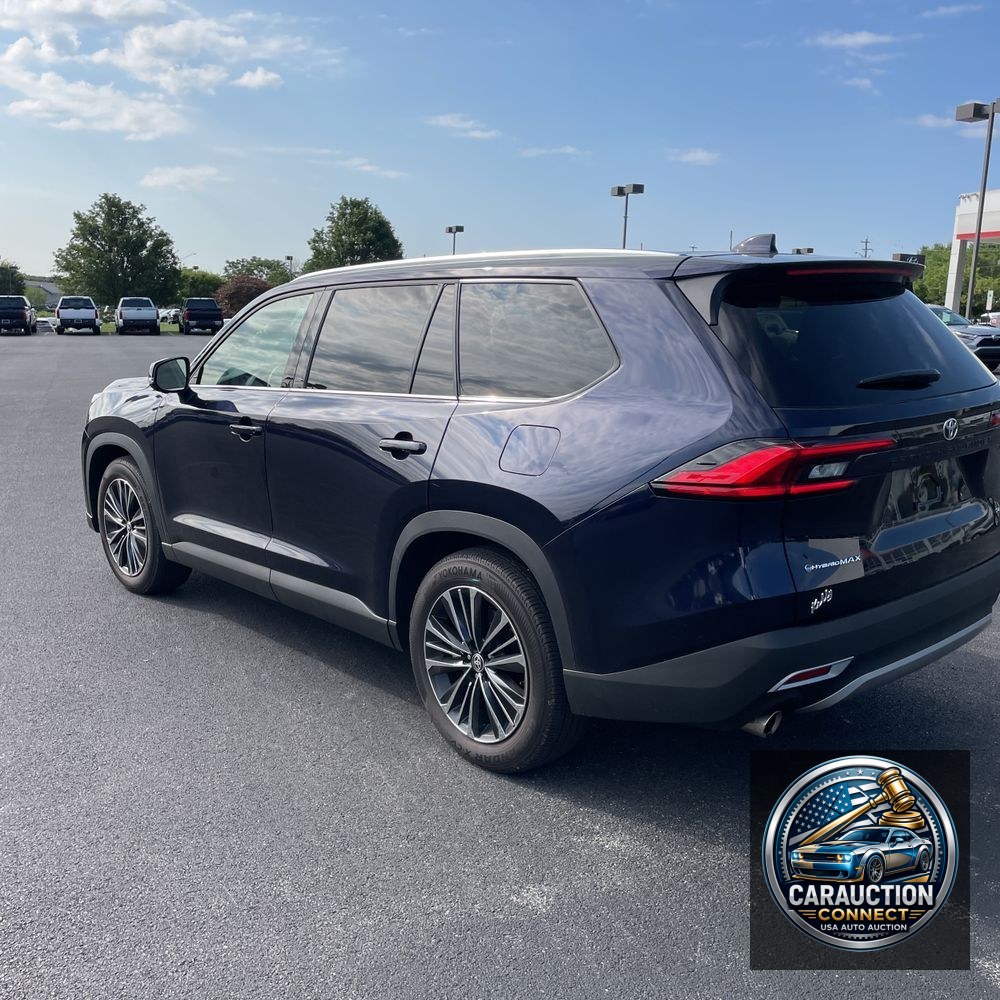 2024 Toyota Grand Highlander Hybrid MAX Platinum