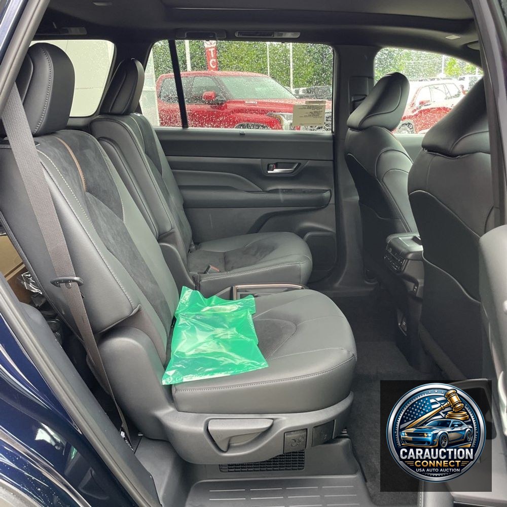 2025 Toyota Grand Highlander Hybrid MAX Platinum