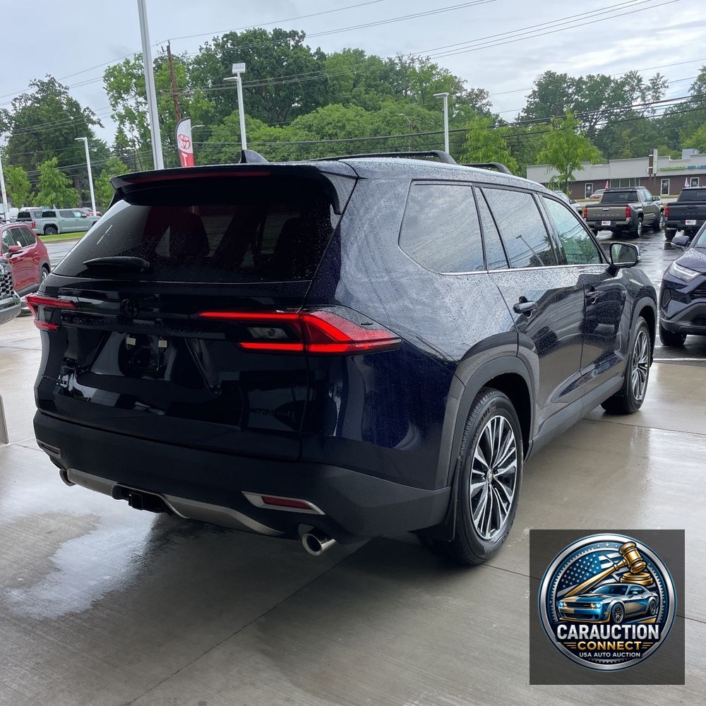 2025 Toyota Grand Highlander Hybrid MAX Platinum