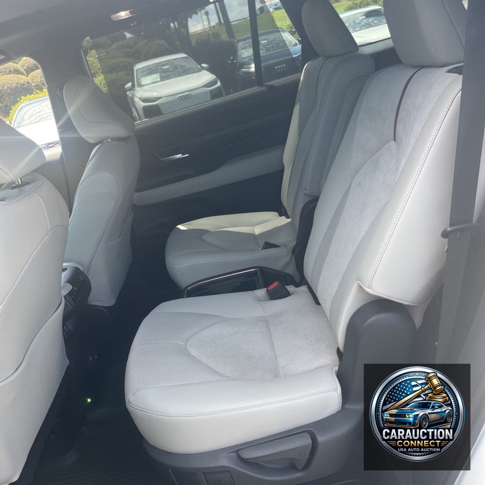2024 Toyota Grand Highlander Hybrid MAX Platinum