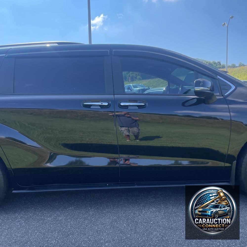 2024 Toyota Sienna XSE 7-Passenger