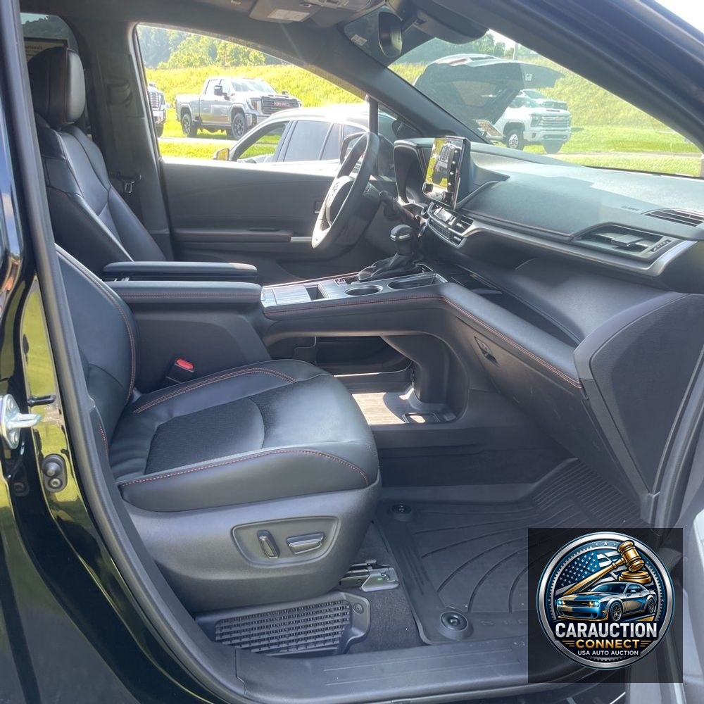 2024 Toyota Sienna XSE 7-Passenger