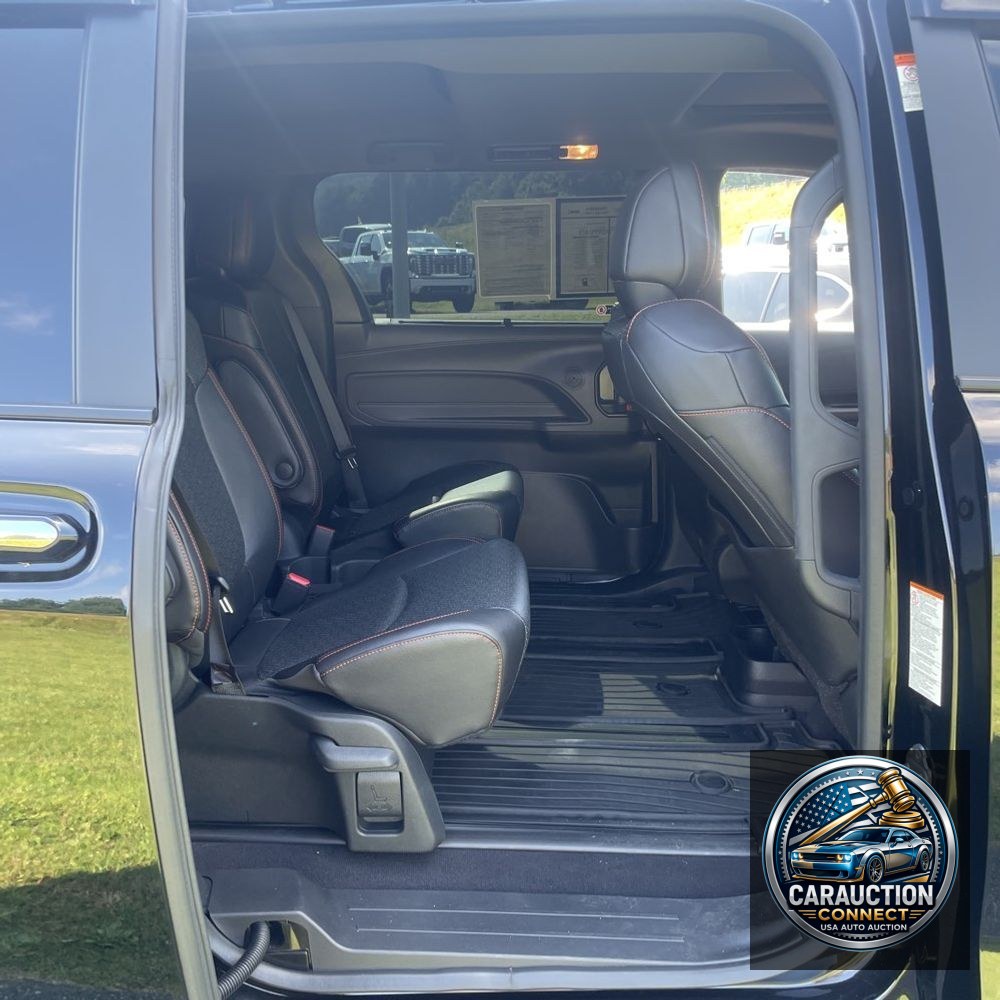 2024 Toyota Sienna XSE 7-Passenger