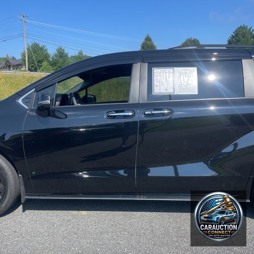 2024 Toyota Sienna XSE 7-Passenger
