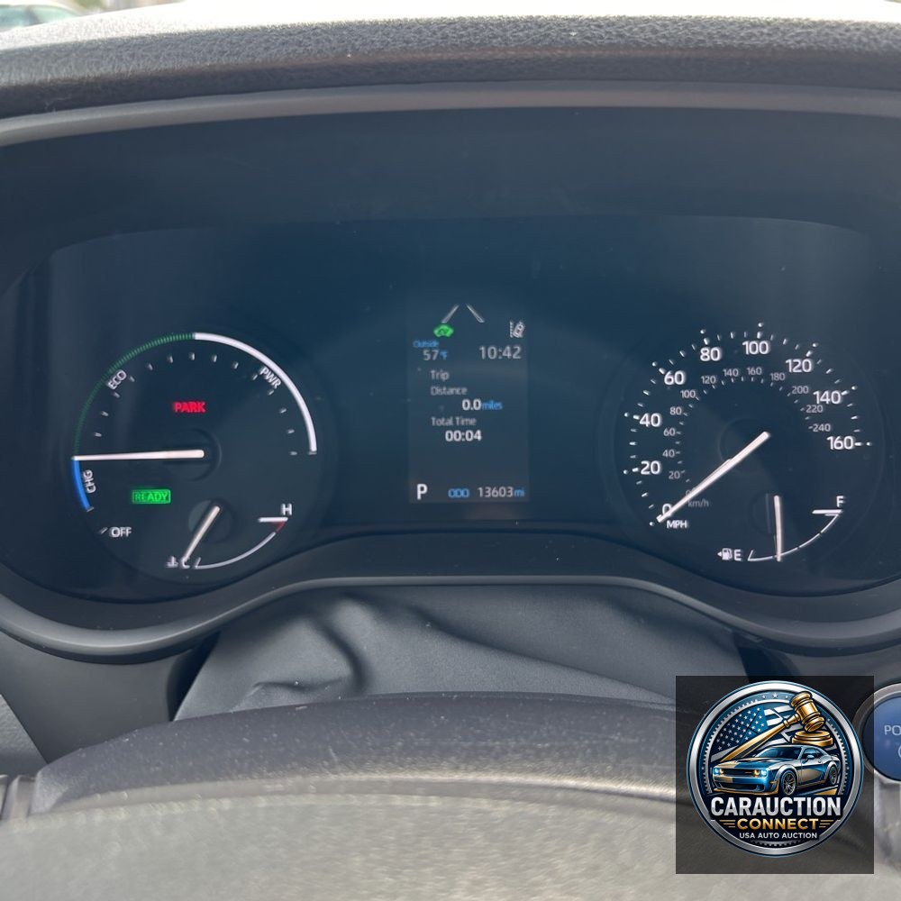 2024 Toyota Sienna Woodland Edition
