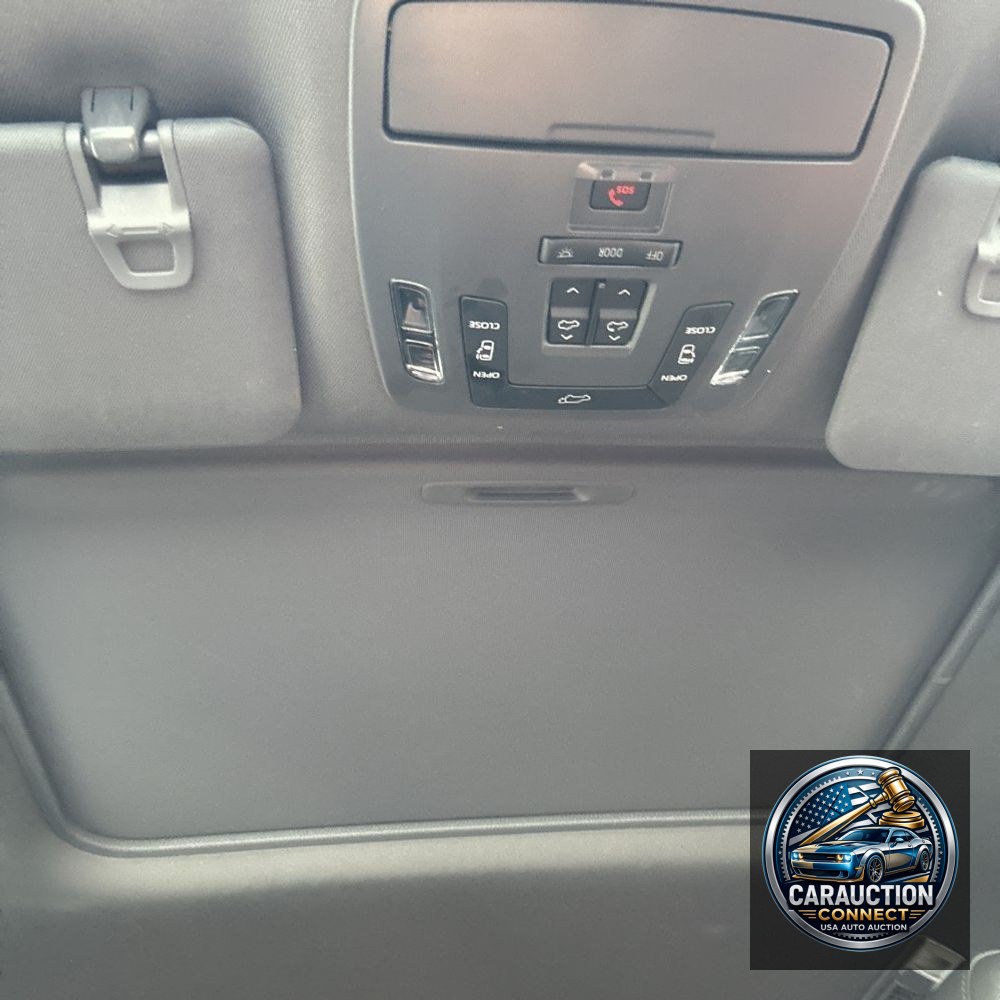 2024 Toyota Sienna Woodland Edition