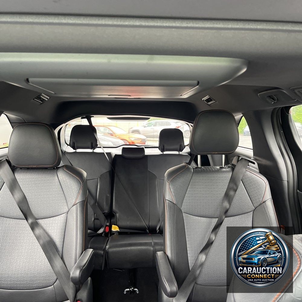 2022 Toyota Sienna XSE 7-Passenger