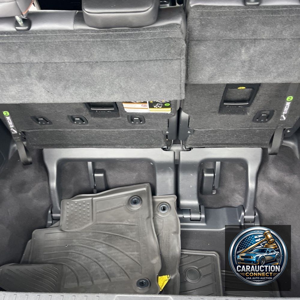 2022 Toyota Sienna XSE 7-Passenger