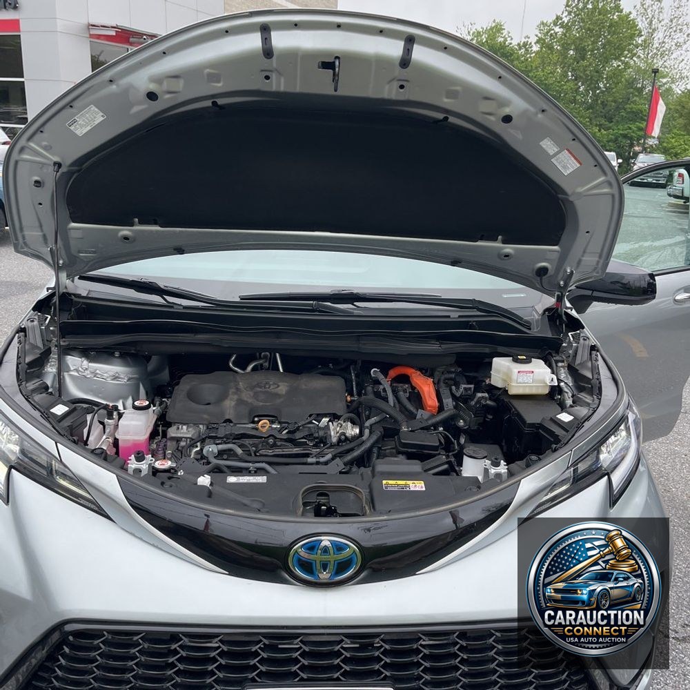2022 Toyota Sienna XSE 7-Passenger