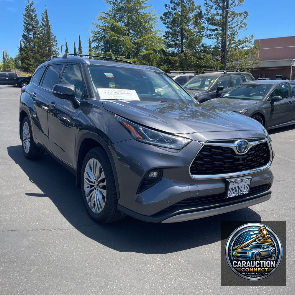 2024 Toyota Highlander Hybrid Platinum