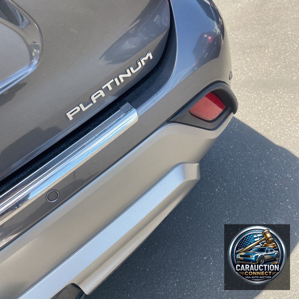 2024 Toyota Highlander Hybrid Platinum