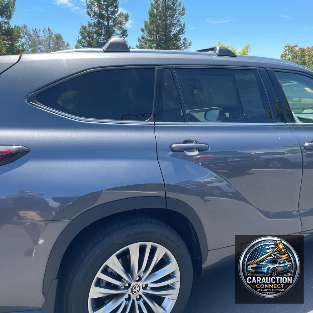 2024 Toyota Highlander Hybrid Platinum