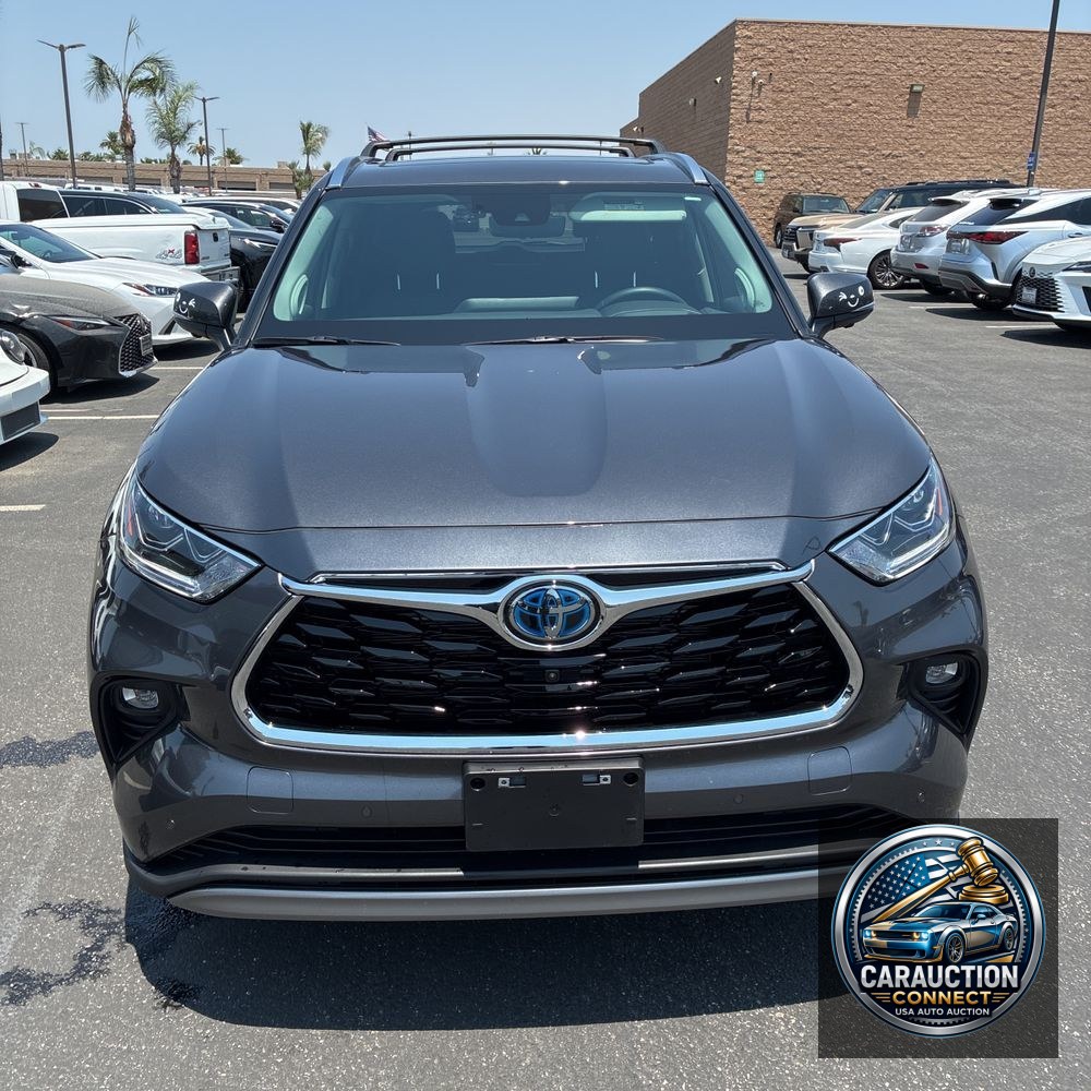 2024 Toyota Highlander Hybrid Platinum
