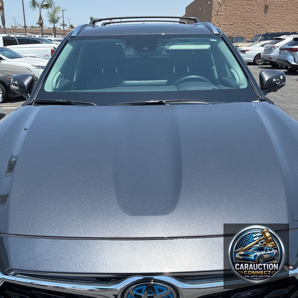 2024 Toyota Highlander Hybrid Platinum