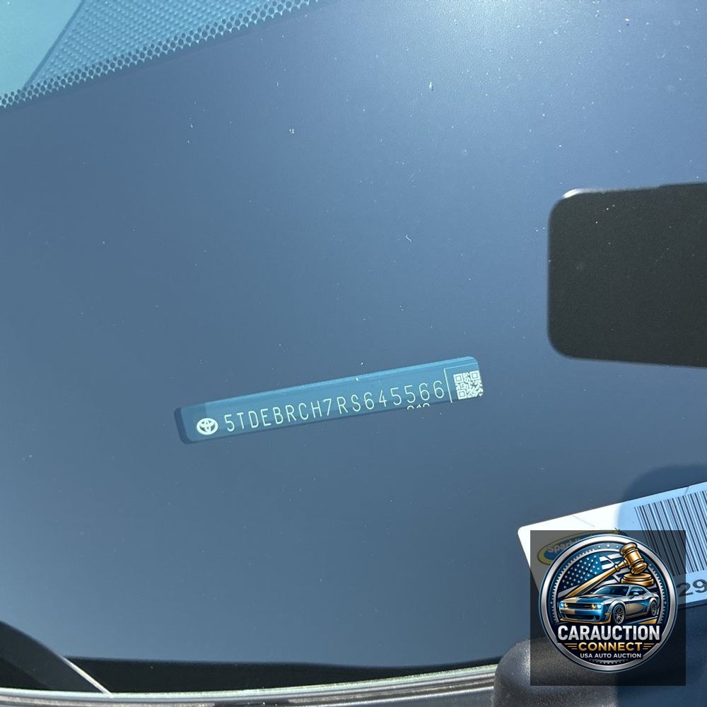 2024 Toyota Highlander Hybrid Platinum