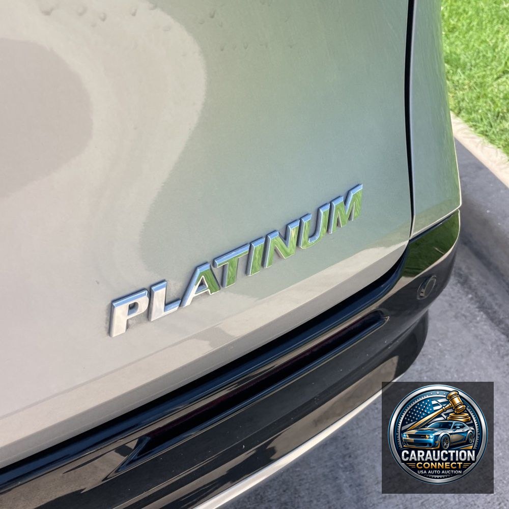 2025 Toyota Sienna Platinum 7-Passenger