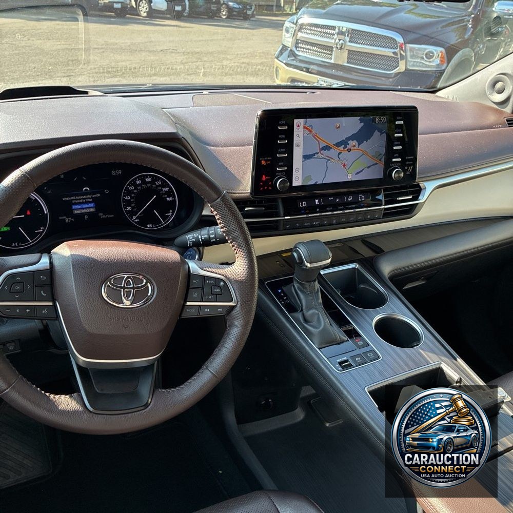 2022 Toyota Sienna Platinum 7-Passenger