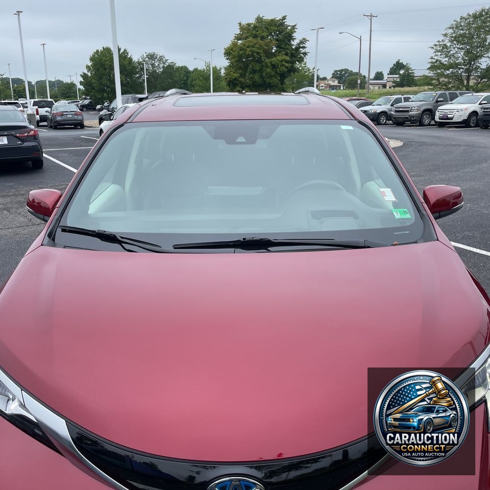 2022 Toyota Sienna Platinum 7-Passenger