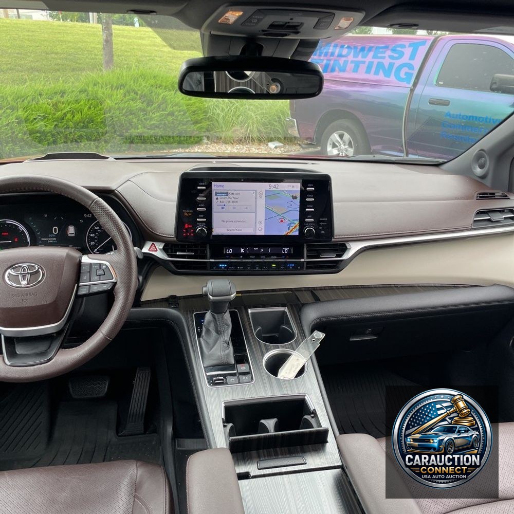 2022 Toyota Sienna Platinum 7-Passenger