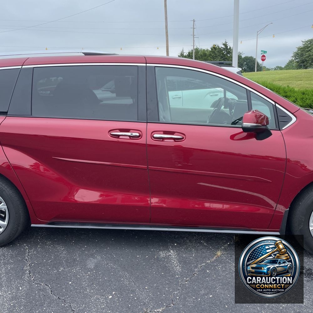 2022 Toyota Sienna Platinum 7-Passenger
