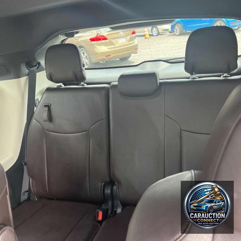 2024 Toyota Sienna Platinum 7-Passenger