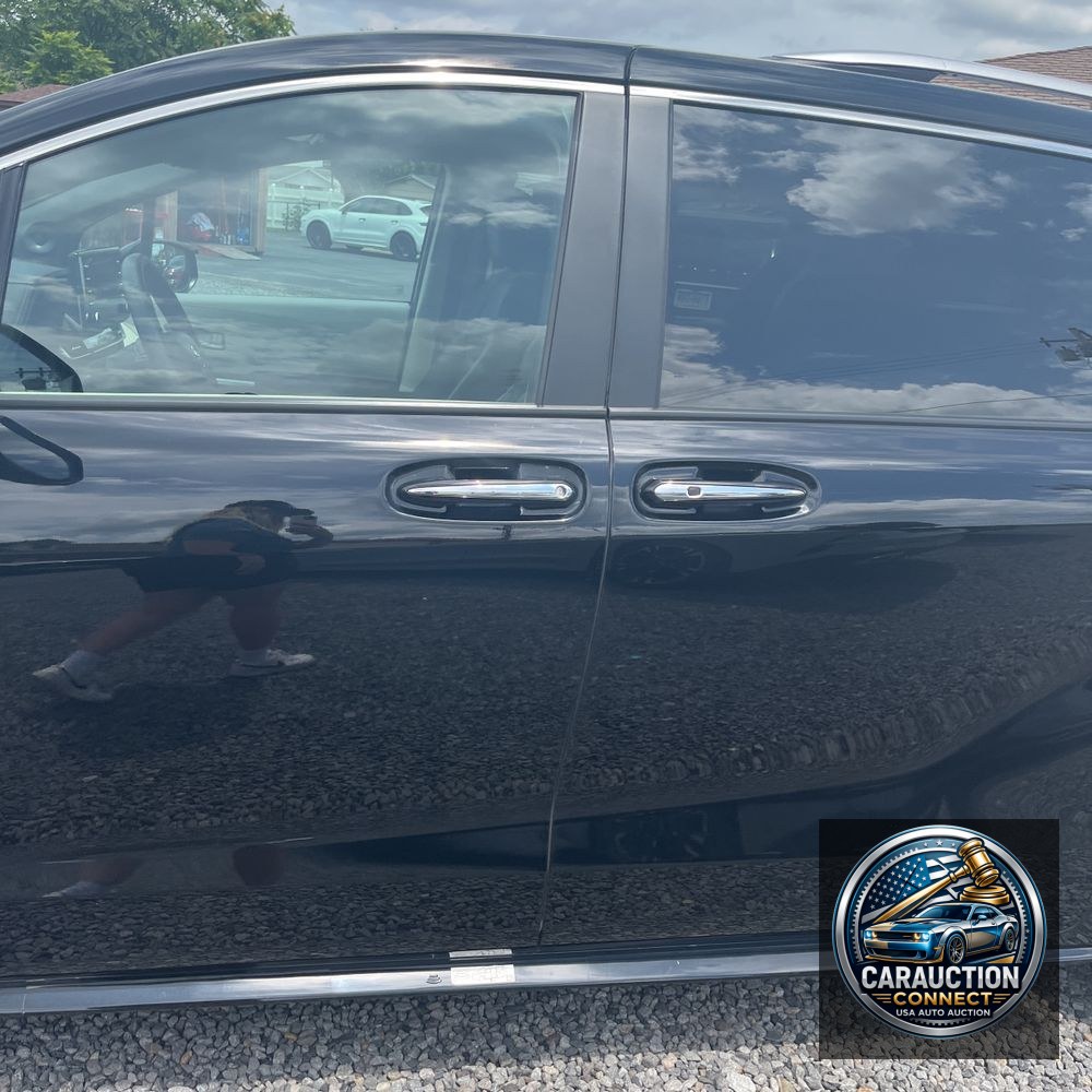 2024 Toyota Sienna Platinum 7-Passenger