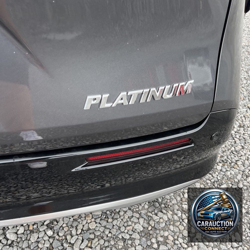 2025 Toyota Sienna Platinum 7-Passenger